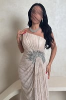 فستان بيج دانتيل بتطريز كريستالي فاخر