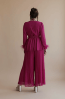 افرول واسع بريش عند الصدر وحزام كريستال