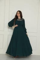 فستان ناعم مكسرات بصدر شفاف أنيق