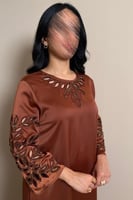 جلابية طوبي بأكمام مطرزة أنيقة