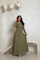 فستان دانتيل زيتي بأكمام طويلة وتفاصيل كسرات من ال...