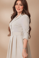 فستان ميدي رسمي مزين بترتر بياقة مطوية