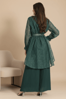 طقم بنطلون وبلوزة كريب مطرزة مع حزام كريستال