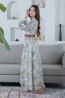 فستان أنيق بأكمام واسعة وحزام جلد بني – نقش أزرق