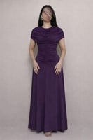 فستان بنفسجي مزموم بياقة مرتفعة