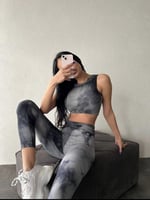 طقم رياضي نايك لون رمادي