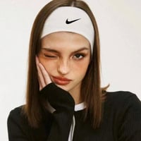 ربطه شعر نايك لون ابيض