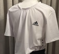 بكج هدية رجالي أديداس باللون الأبيض والرمادي الغام...