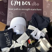 بكج هدية رجالي نايك باللون الكحلي