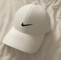 بكج هدية رجالي نايك باللون الكحلي