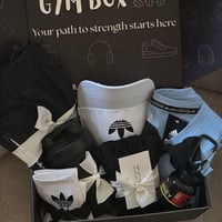 بكج هدية رجالي أديداس باللون السماوي والكحلي