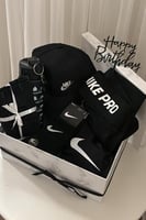 بكج هدية باللون الأسود جاهز