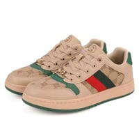 حذاء نسائي رياضي