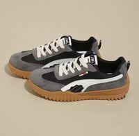 حذاء نسائي رياضي