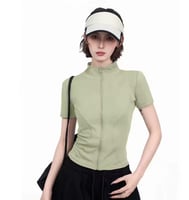 لبس رياضي نسائي