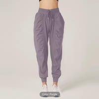 ملابس نسائيه