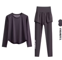 لبس رياضي نسائي