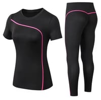 ملابس رياضيه نسائيه