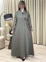 اخضر زيتوني