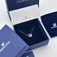 سلسال سوارفسكي ستيل توين فضي واسود