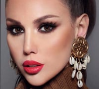 ديفا عدسات طبية شهرية تستخدم حتي 6 اشهر- توفى