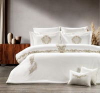 مفرش سرير عرائس روشان تركي قطن 100% أبيض مطرز بالب...