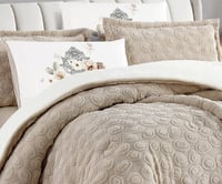 مفرش سرير عذبة شتوي فرو مزدوج 6 قطع بيج غامق