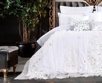 مفرش عرائس نيارة قطن 100% تطريز ورد 10 قطع ابيض مط...