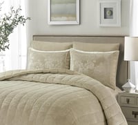 مفرش شتوي فيلد كريست فرو مخملي – مزدوج 6 قطع بيج