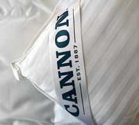 مخدة مواليد كانون قطنية من دوفت