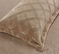 مفرش شتوي فلانيل محفور مربعات كانون مزدوج 7 قطع بي...