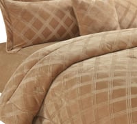 مفرش شتوي فلانيل محفور مربعات كانون مزدوج 7 قطع بي...