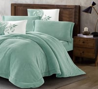 مفرش سرير شتوي جاكاراندا مخمل مزدوج 6 قطع لون فيرو...