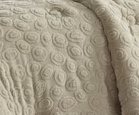 مفرش سرير عذبة شتوي فرو مزدوج 6 قطع بيج رملي