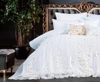 مفرش عرائس نيارة قطن 100% تطريز ورد 10 قطع ابيض مط...