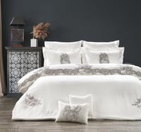 مفرش سرير عرائس روشان تركي قطن 100% ابيض مطرز بالر...