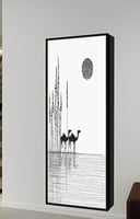 دولاب عبايات مبتكر مع باب للوحة جدارية