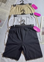 شورت نسائي قطن جكار دانتيل 199