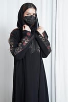 عبايه المها احمر