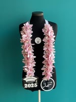 عقد تخرج ورد صناعي ملمس طبيعي مميز