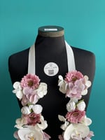 عقد تخرج ورد صناعي