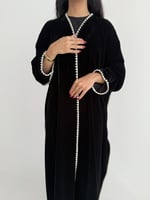 عباية شتوية مخمل بتطريز ماكينة خاصة