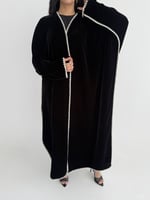 عباية شتوية مخمل بتطريز ماكينة خاصة