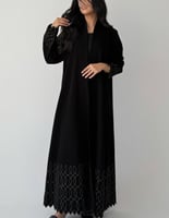 عباية كريب إندونيسي سوداء بتطريز زيتي