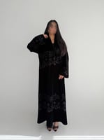 عباية شتوية مخمل تطريز طبقتين