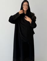 عباية كريب إندونيسي سوداء بتطريز زيتي