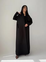 الرونق | بقماش جوخ وقيطان مخمل اسود مع جيوب مدمجة