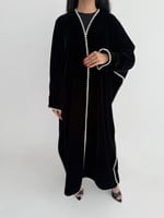 عباية شتوية مخمل بتطريز ماكينة خاصة