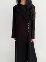 حنان | بقماش الكريب الاندونيسي مع ازارير امامية وع...