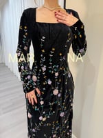 فستان سلمى ( فستان اسود قطيفه مع خرز )